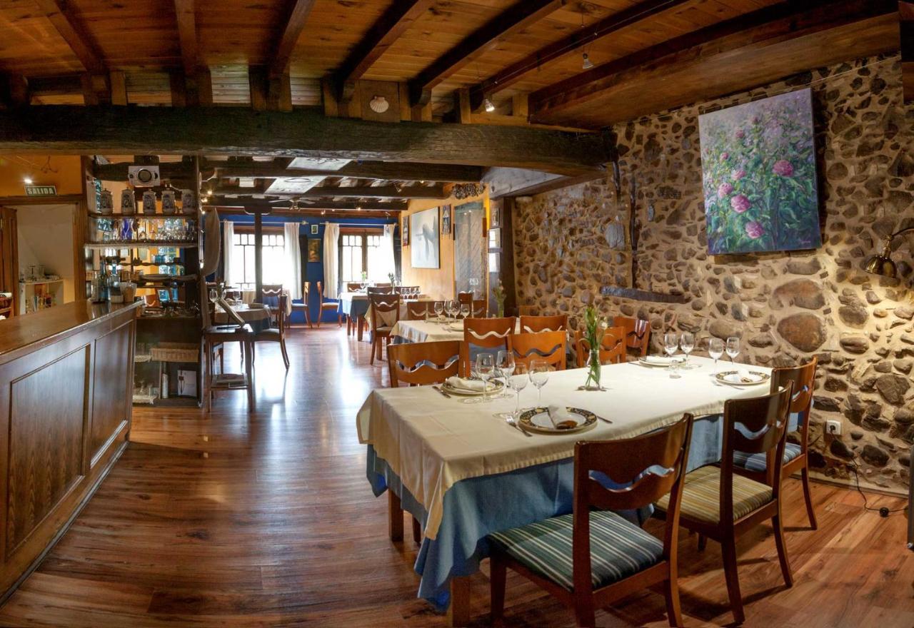 Micro-Hostal La Puerta Del Perdon Вилафранка дел Биерсо Екстериор снимка