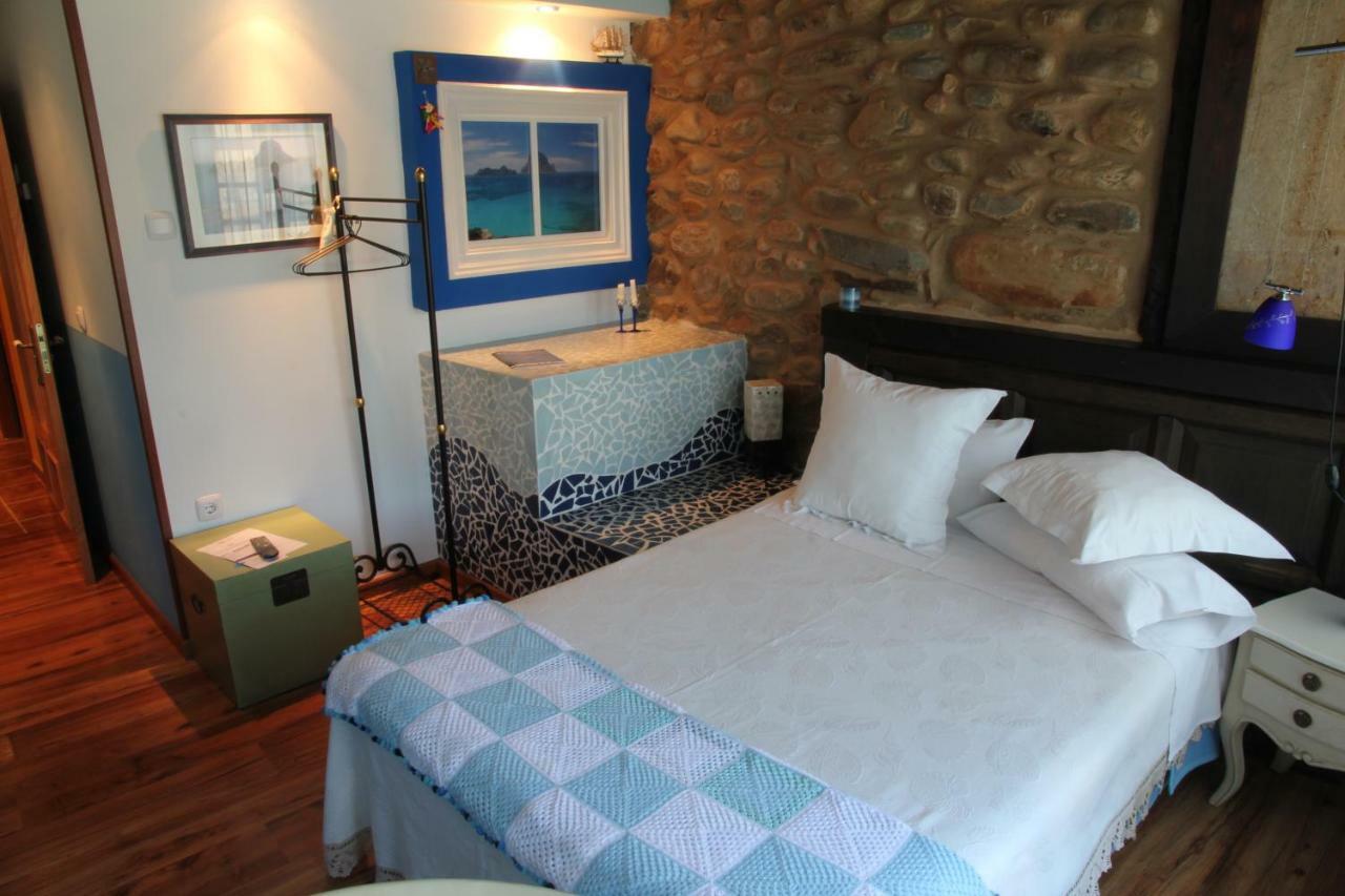 Micro-Hostal La Puerta Del Perdon Вилафранка дел Биерсо Екстериор снимка