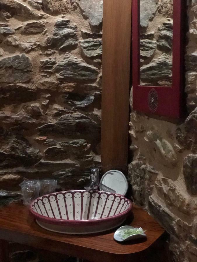 Micro-Hostal La Puerta Del Perdon Вилафранка дел Биерсо Екстериор снимка
